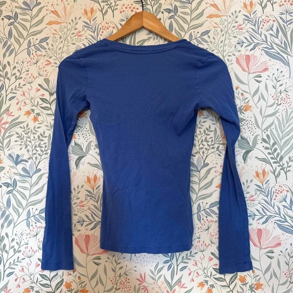 Old Navy Blue Long Sleeve V-Neck Top Fitted